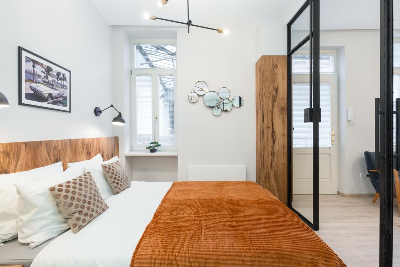 Luxury Dream Suite In The Absolute Center Boedapest Buitenkant foto